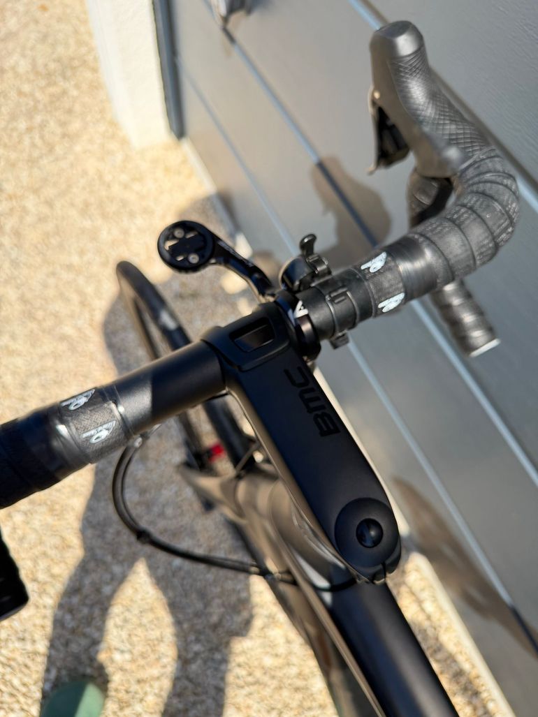 Used BMC Roadmachine 02 ONE 2018 2018 Road & Gravel, Black — image 4 of 18