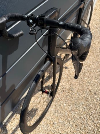 Used BMC Roadmachine 02 ONE 2018 2018 Road & Gravel, Black — image 5 of 18