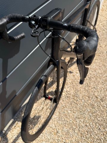 Used BMC Roadmachine 02 ONE 2018 2018 Road & Gravel, Black — image 5 of 18
