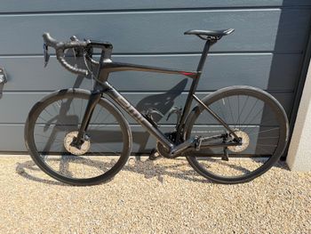 Used BMC Roadmachine 02 ONE 2018 2018 Road & Gravel, Black — image 1 of 18