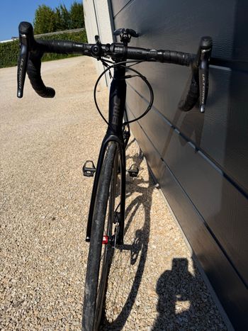 Used BMC Roadmachine 02 ONE 2018 2018 Road & Gravel, Black — image 12 of 18