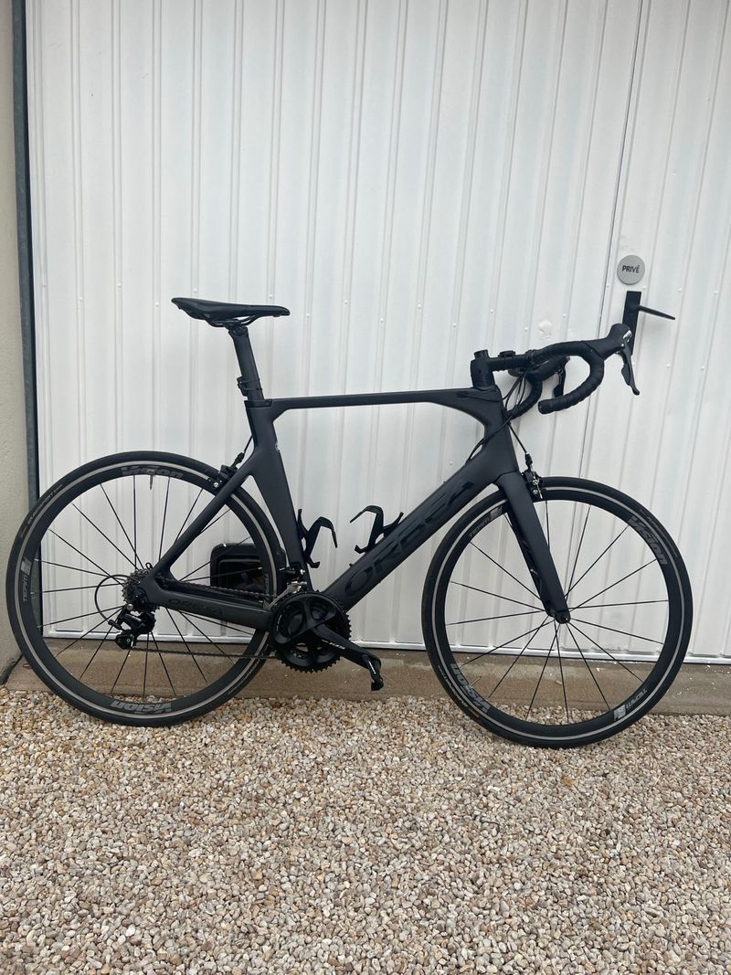 Orbea ORCA AERO M30TEAM-D 2018 2018 Road & Gravel d'occasion