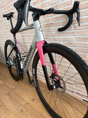 Cannondale SuperSix EVO LAB71 2023 2023 Road & Gravel usato, Grigio chiaro — immagine 4 di 8