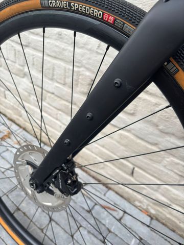 Used Carbonda Custom Shimano 105 2023 Road & Gravel, Black — image 6 of 9