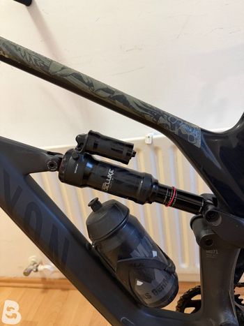 Gebrauchtes Canyon Spectral CF 7.0 2020 2020 Mountainbike, Schwarz, 27.5 — Bild 4 von 9