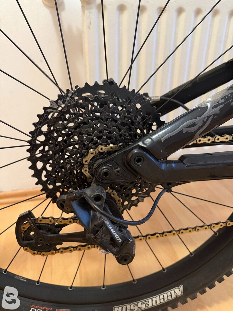 Gebrauchtes Canyon Spectral CF 7.0 2020 2020 Mountainbike, Schwarz, 27.5 — Bild 9 von 9