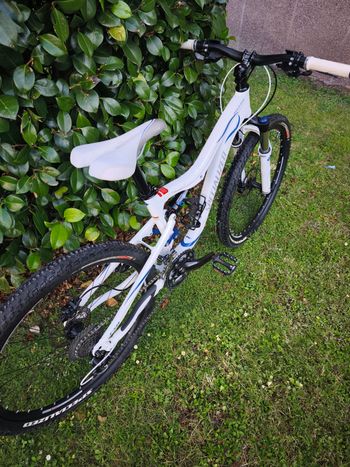 Brugt Specialized Myka FSR Comp 2011 2011 Mountainbike — billede 3 af 5