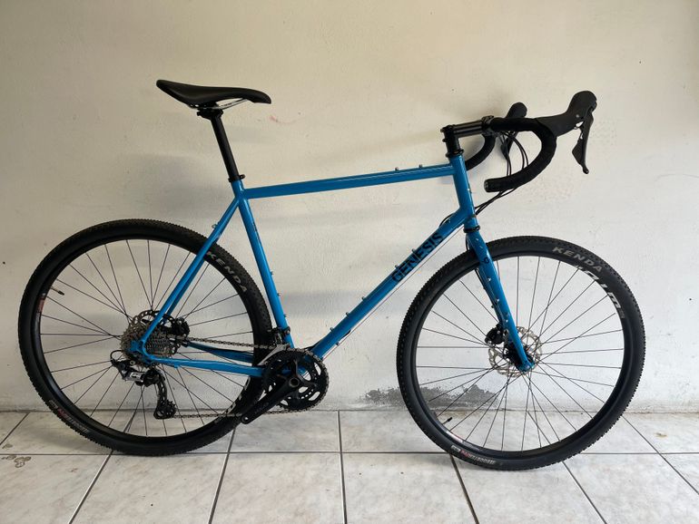 Genesis Croix De Fer 40 2021 2021 Road & Gravel usato, Blu — immagine 5 di 7