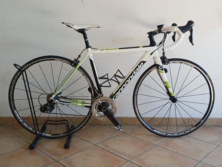 Gebrauchtes Cannondale CAAD 10 2014 Road & Gravel, Weiß — Bild 2 von 6
