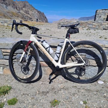 Käytetty Orbea ORCA M30i 2025 2025 Road & Gravel — kuva 1 / 5