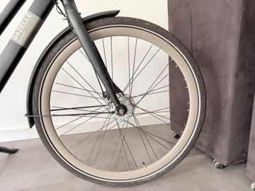 Used Gazelle Custom Urban, Black — image 4 of 17