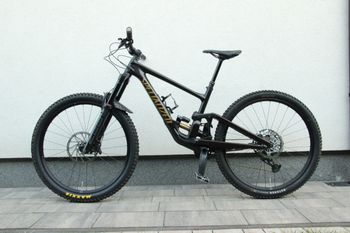 Specialized Enduro Comp 2024 2024 Mountainbike d'occasion — image 9 sur 13