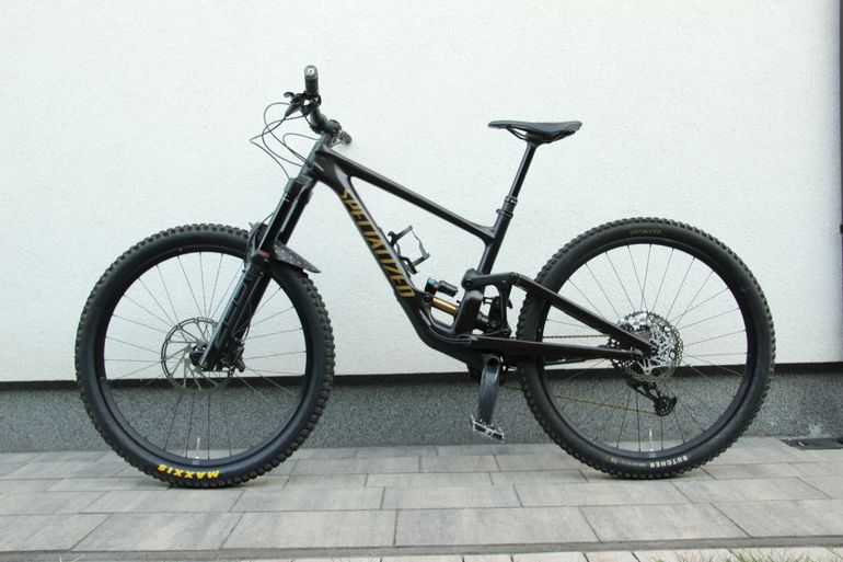 Specialized Enduro Comp 2024 2024 Mountainbike d'occasion — image 9 sur 13