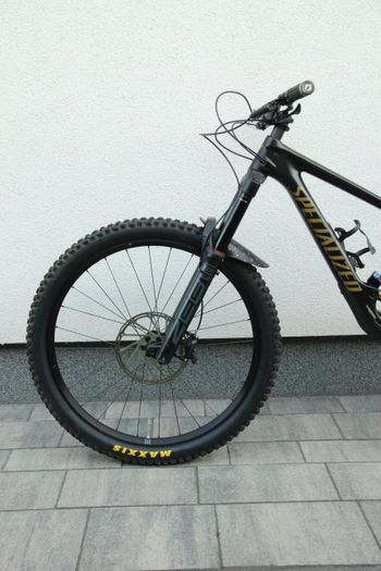 Specialized Enduro Comp 2024 2024 Mountainbike d'occasion — image 10 sur 13
