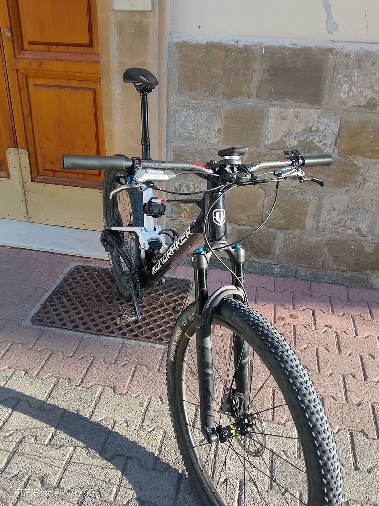 Używany Mondraker F-PODIUM R 2024 2024 Mountainbike — zdjęcie 4 z 5