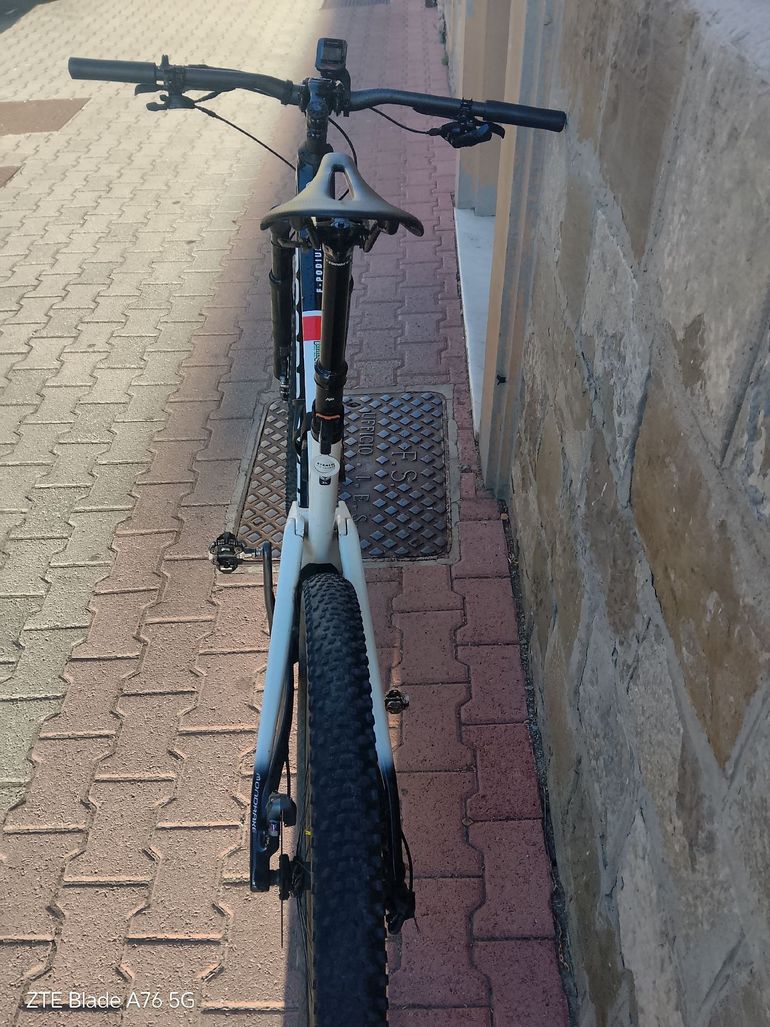 Używany Mondraker F-PODIUM R 2024 2024 Mountainbike — zdjęcie 5 z 5