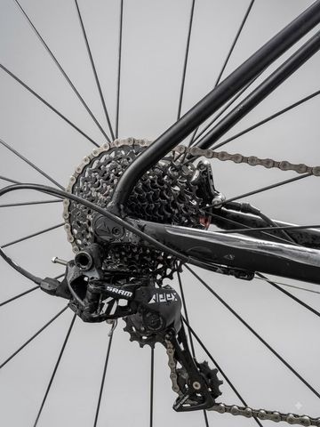Used Canyon Inflite 5 2021 2021 Road & Gravel, Black — image 2 of 5