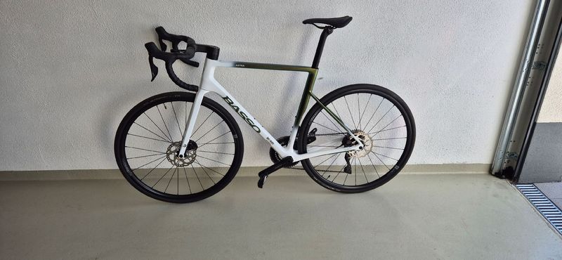Used Basso Astra Shimano 105 Di2 2025 Road & Gravel