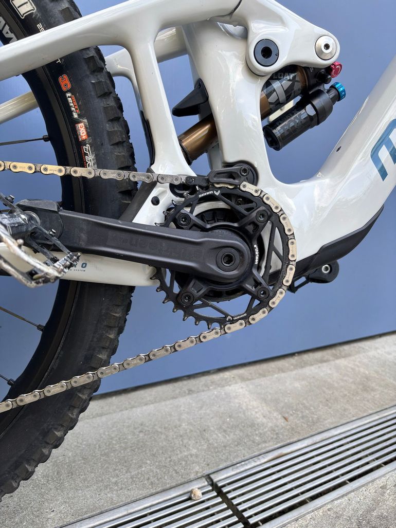 Gebrauchtes Mondraker NEAT RR 2024 2024 Mountainbike, Hellgrau, 29 — Bild 11 von 12