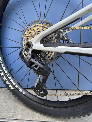 Gebrauchtes Mondraker NEAT RR 2024 2024 Mountainbike, Hellgrau, 29 — Bild 10 von 12