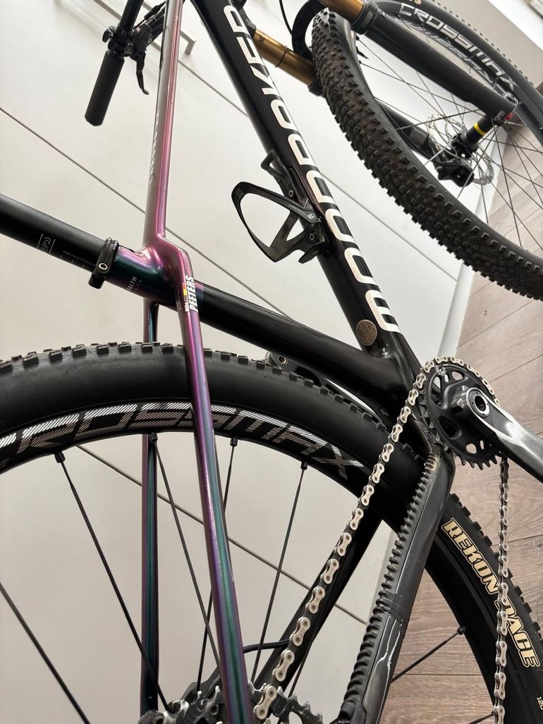 Brugt Mondraker Chrono Carbon DC RR met dropperpost 2024 Mountainbike — billede 6 af 15