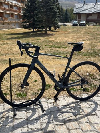 Scott Addict 50 2026 2026 Road & Gravel de segunda mano, Gris claro — imagen 4 de 7