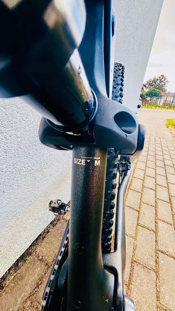 Used Orbea M21 2024 Mountainbike, Black — image 4 of 4