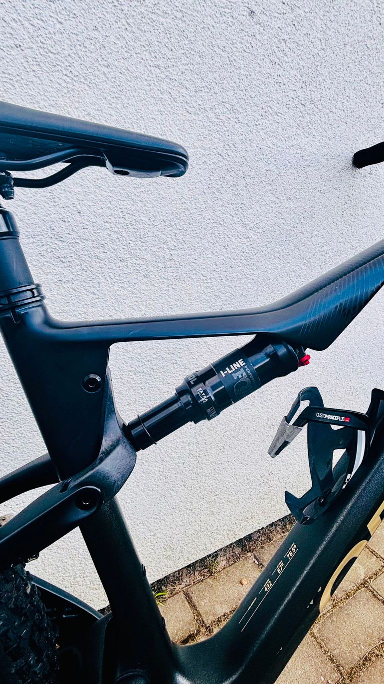 Used Orbea M21 2024 Mountainbike, Black — image 3 of 4