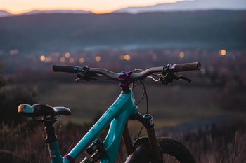 Gebrauchtes Yeti SB150 C1 2021 2021 Mountainbike, Blau — Bild 4 von 10