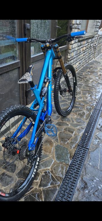 Tweedehands Polygon COLLOSUS DH9 2025 Frameset 2025 Mountainbike — afbeelding 3 van 10