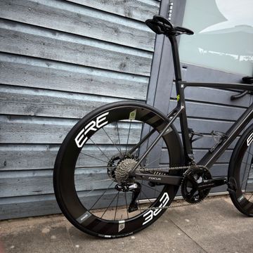 Brugt Focus IZALCO MAX 9.9 2024 2024 Road & Gravel — billede 7 af 9