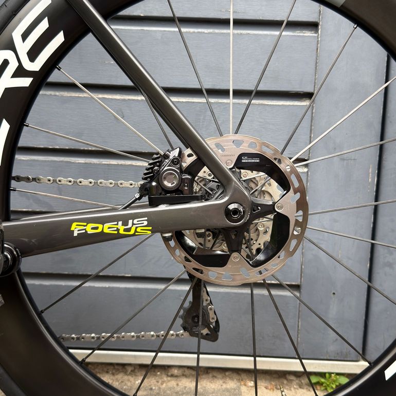 Brugt Focus IZALCO MAX 9.9 2024 2024 Road & Gravel — billede 6 af 9