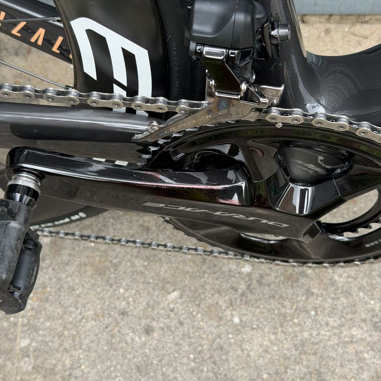 Brugt Focus IZALCO MAX 9.9 2024 2024 Road & Gravel — billede 5 af 9