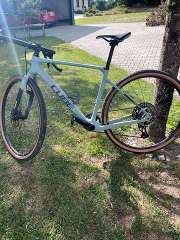 Käytetty CUBE NUROAD C:62 SL 2023 2023 Road & Gravel