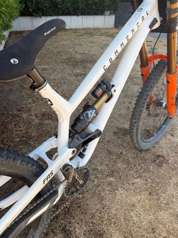 Used Commencal FRS Single Speed / Fixed Gear 2025 Mountainbike, White — image 8 of 8