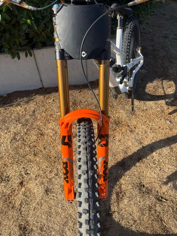 Used Commencal FRS Single Speed / Fixed Gear 2025 Mountainbike, White — image 5 of 8
