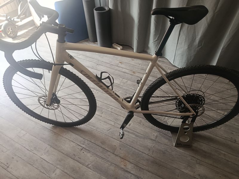 Gebrauchtes Specialized Crux DSW 2025 2025 Road & Gravel, Weiß — Bild 4 von 7