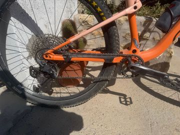 Brugt Orbea Oiz Shimano Deore 2023 Mountainbike — billede 3 af 3