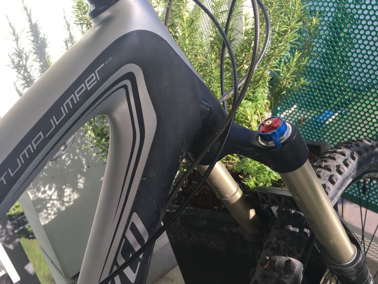 Brugt Specialized Stumpjumper Carbon FSR (Modelljahr 2012) mit Shimano XTR 2012 Mountainbike — billede 4 af 7