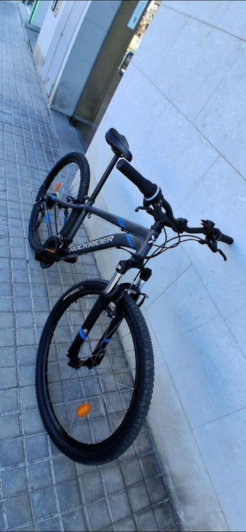 Gebrauchtes A2 Custom Shimano Tourney 2022 Mountainbike, Hellgrau — Bild 3 von 7