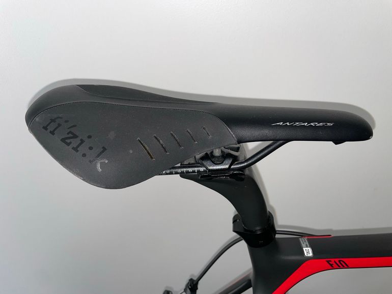 Canyon Ultimate CF SLX 8.0 2018 2018 Road & Gravel usato, Nero — immagine 10 di 15