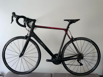 Canyon Ultimate CF SLX 8.0 2018 2018 Road & Gravel usato, Nero — immagine 2 di 15