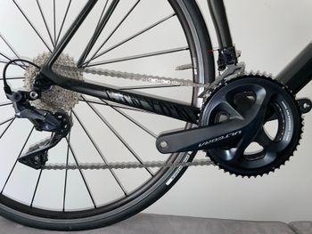 Canyon Ultimate CF SLX 8.0 2018 2018 Road & Gravel usato, Nero — immagine 3 di 15