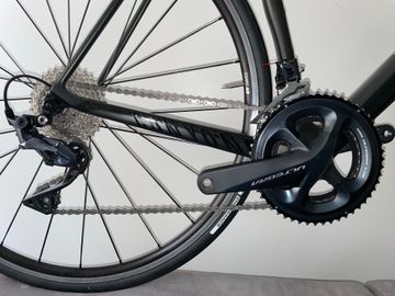 Tweedehands Canyon Ultimate CF SLX 8.0 2018 2018 Road & Gravel — afbeelding 3 van 15