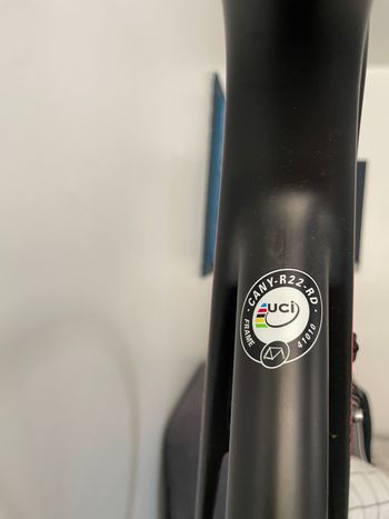 Canyon Ultimate CF SLX 8.0 2018 2018 Road & Gravel usato, Nero — immagine 12 di 15