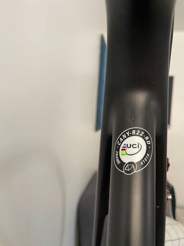 Tweedehands Canyon Ultimate CF SLX 8.0 2018 2018 Road & Gravel — afbeelding 12 van 15