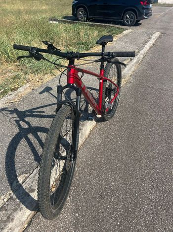 Brugt Trek Marlin 8 Gen 2 2023 2023 Mountainbike — billede 2 af 11