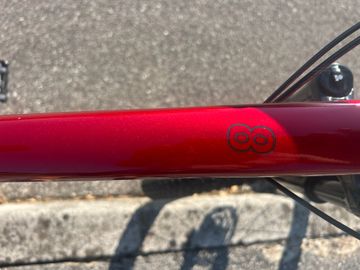 Trek Marlin 8 Gen 2 2023 2023 Mountainbike usato, Rosso — immagine 10 di 12