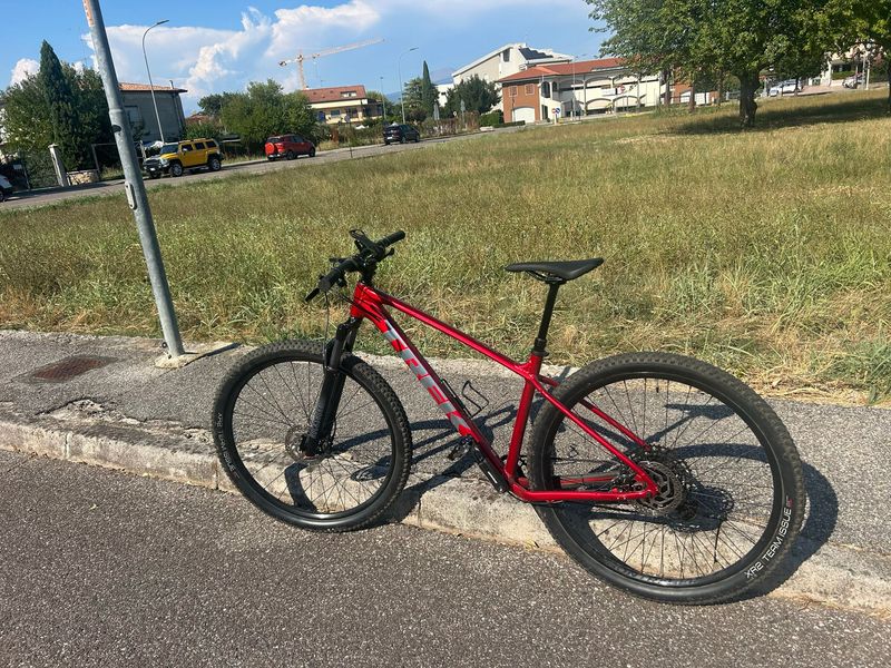 Brugt Trek Marlin 8 Gen 2 2023 2023 MTB