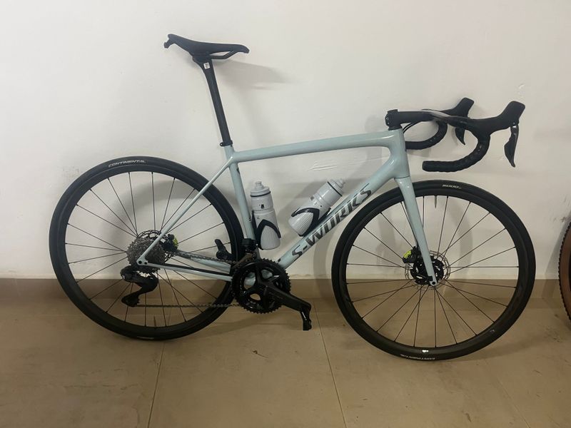 Specialized Aethos Pro - Shimano Ultegra Di2 2024 2024 Road & Gravel d'occasion